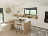 Maison à construire à Saint-Jean-de-Maruéjols-et-Avéjan (30430) 2451602-9707modele720240220m9Kv7.jpeg Maisons France Confort