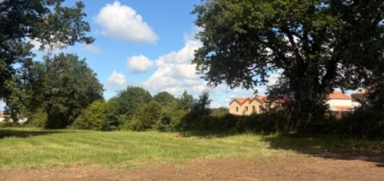 Terrain à bâtir à La Lande-de-Fronsac, Nouvelle-Aquitaine