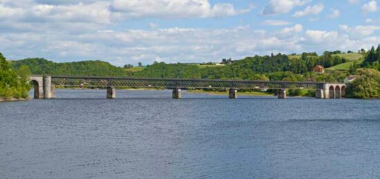 Terrain à bâtir à Pers, Auvergne-Rhône-Alpes