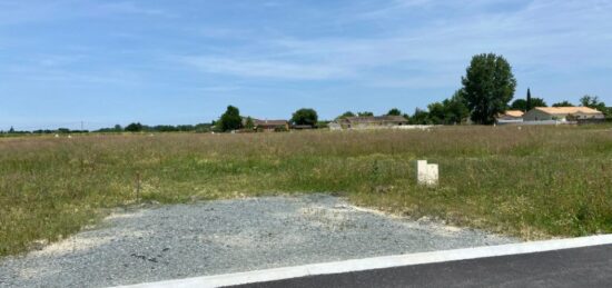 Terrain à bâtir à Prignac-et-Marcamps, Nouvelle-Aquitaine