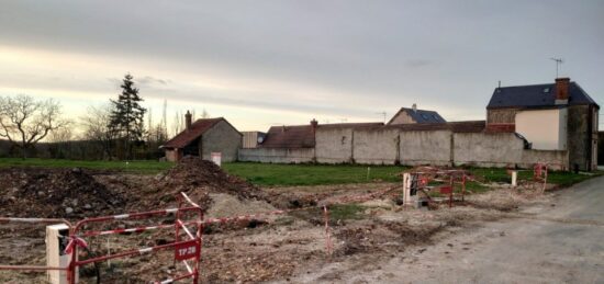Terrain à bâtir à Saint-Sauveur-Marville, Centre-Val de Loire