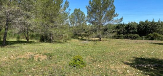 Terrain à bâtir à Méounes-lès-Montrieux, Provence-Alpes-Côte d'Azur