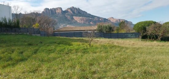 Terrain à bâtir à Roquebrune-sur-Argens, Provence-Alpes-Côte d'Azur