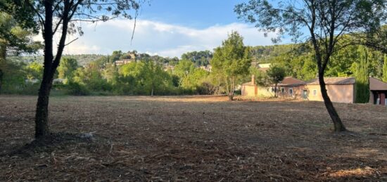 Terrain à bâtir à Salernes, Provence-Alpes-Côte d'Azur