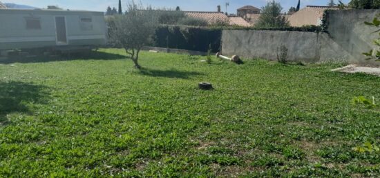 Terrain à bâtir à Pourrières, Provence-Alpes-Côte d'Azur