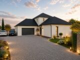 Maison à construire à Sainte-Maure-de-Touraine (37800) 2599720-10999modele820260810Uxwue.jpeg Maisons France Confort
