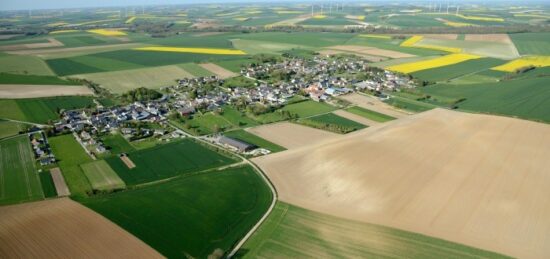 Terrain à bâtir à Villers-devant-le-Thour, Grand Est