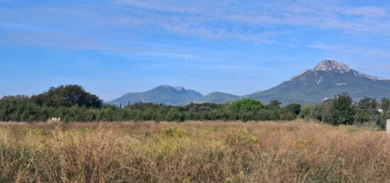 Terrain à bâtir à La Crau, Provence-Alpes-Côte d'Azur