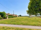 Terrain à bâtir à Frouzins (31270) 2664998-10326annonce1202610065NbxD.jpeg Maisons France Confort