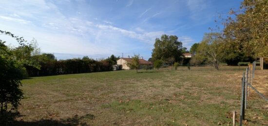 Terrain à bâtir à Saint-Savin, Nouvelle-Aquitaine